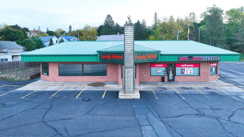 Primary Photo Of 901 S Stephenson Ave, Iron Mountain Freestanding For Lease