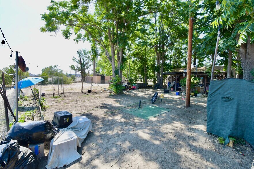 More Photos Of 43763-43789 State Highway 74, Hemet Apartments For Sale