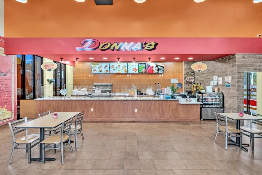 More Photos Of 2010 NW 6th St, Fort Lauderdale Fast Food For Lease