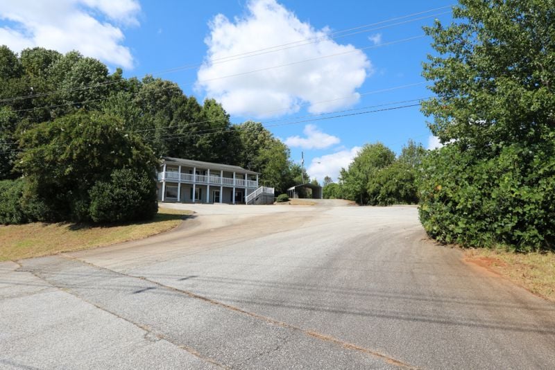 More Photos Of 304 E Frontage Rd, Greer Freestanding For Sale