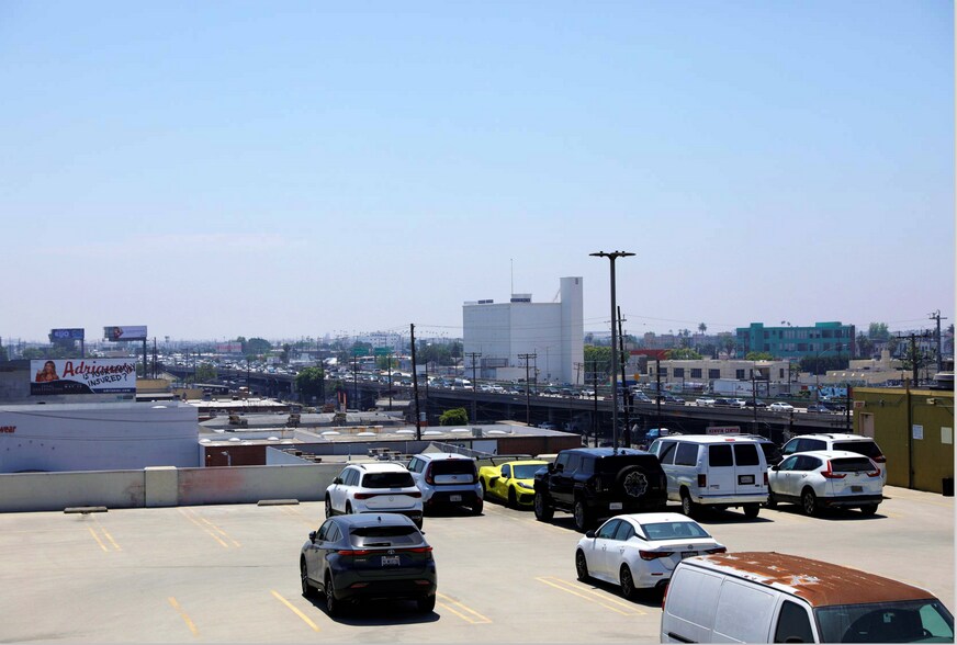 More Photos Of 1500 S Los Angeles St, Los Angeles Office For Sale