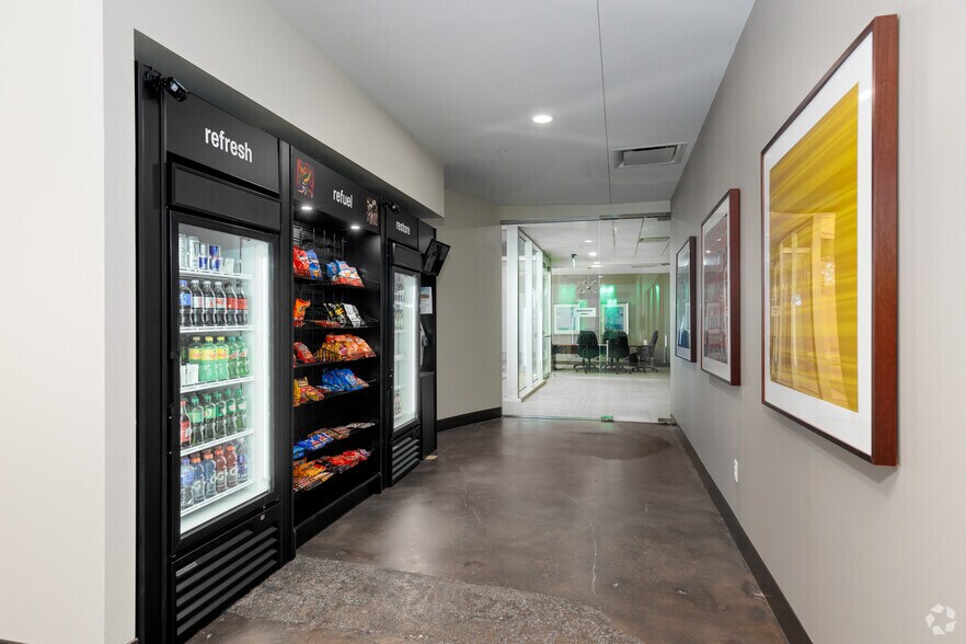 More Photos Of 17950 Preston Rd, Dallas Office For Lease