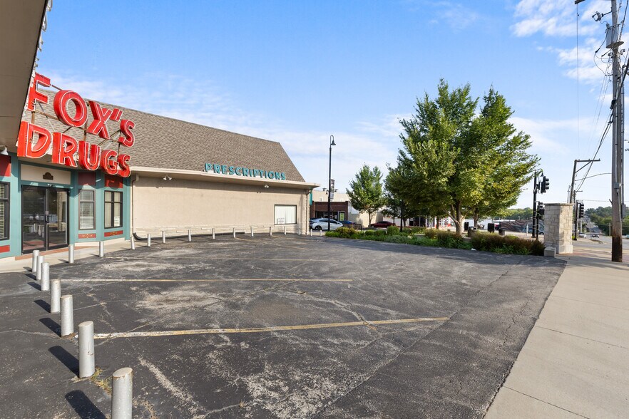 More Photos Of 10004 E 63rd St, Raytown General Retail For Sale