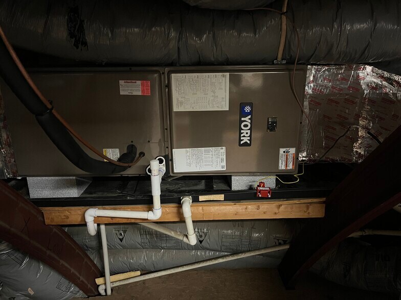 More Photos Of 749 E Ettwein St, Bethlehem Flex For Sale