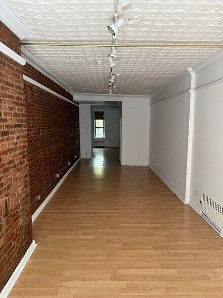Primary Photo Of 445-447 W 50th St, New York Apartments For Lease