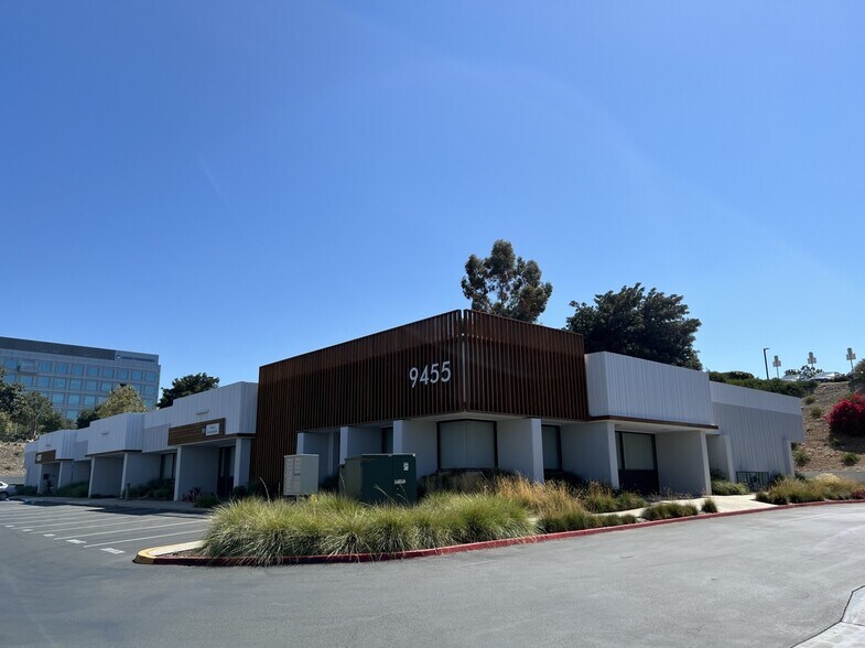 More Photos Of 9445 Farnham St, San Diego Unknown For Lease