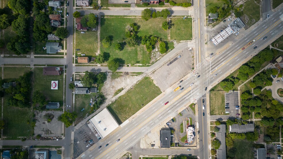 More Photos Of Gratiot Ave, Detroit Land For Sale