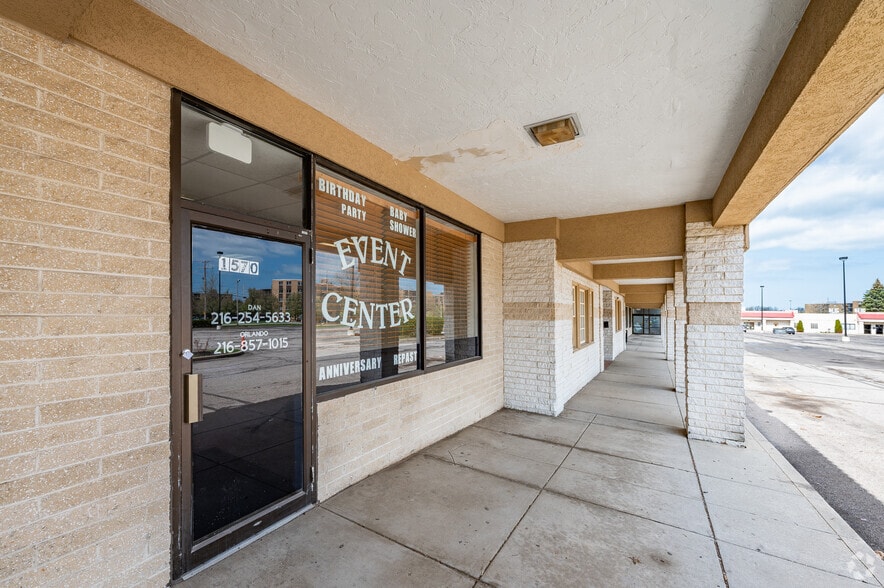 More Photos Of 1510-1520 E 191st St, Euclid Unknown For Lease
