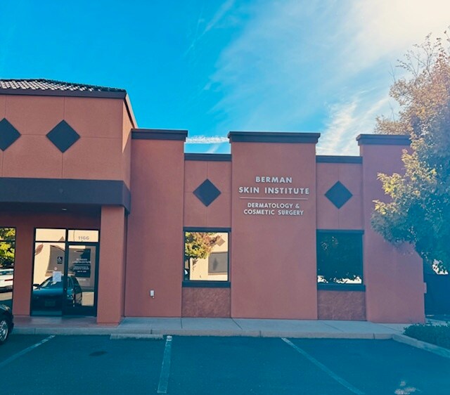 More Photos Of 1166 Live Oak Blvd, Yuba City Medical For Lease