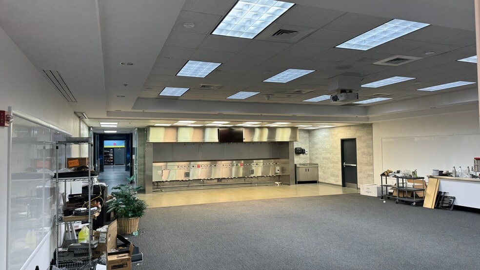 More Photos Of 2227 Welbilt Blvd, New Port Richey Office For Sale
