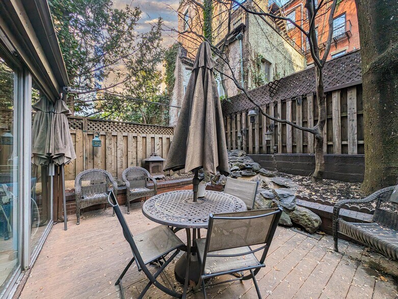 More Photos Of 125 E 64th St, New York Apartments For Sale