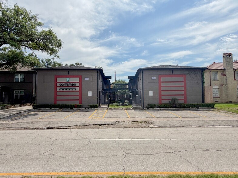 More Photos Of 2508 Southmore Blvd, Houston Apartments For Sale
