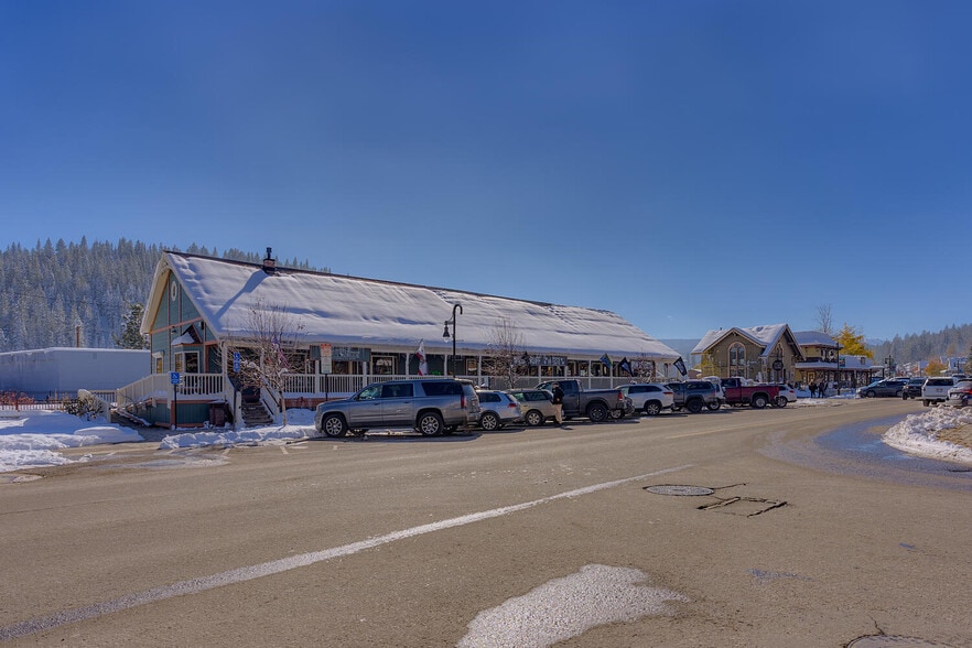 More Photos Of 10270 Donner Pass Rd, Truckee Office For Lease
