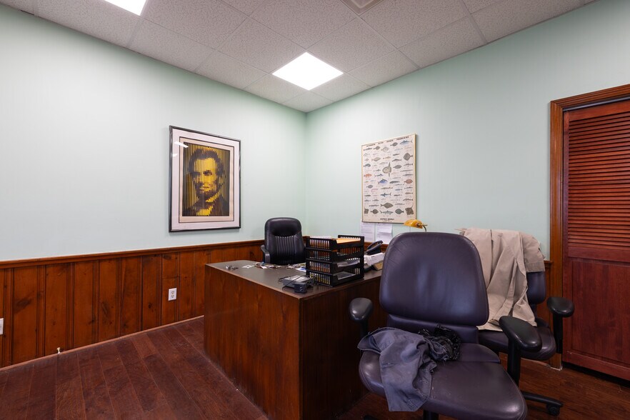 More Photos Of 5-11 Livingstone St, Boston Industrial For Sale