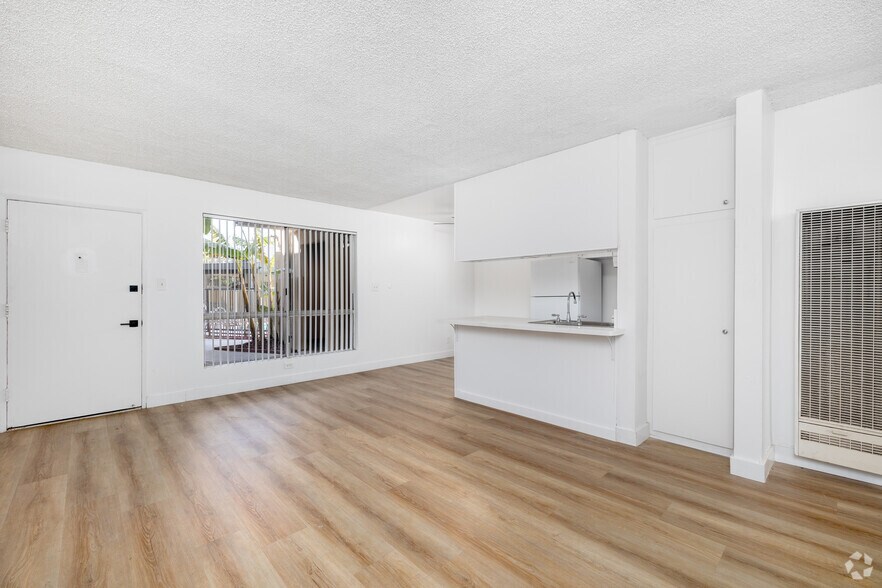 More Photos Of 2700 Ellendale Pl, Los Angeles Apartments For Sale