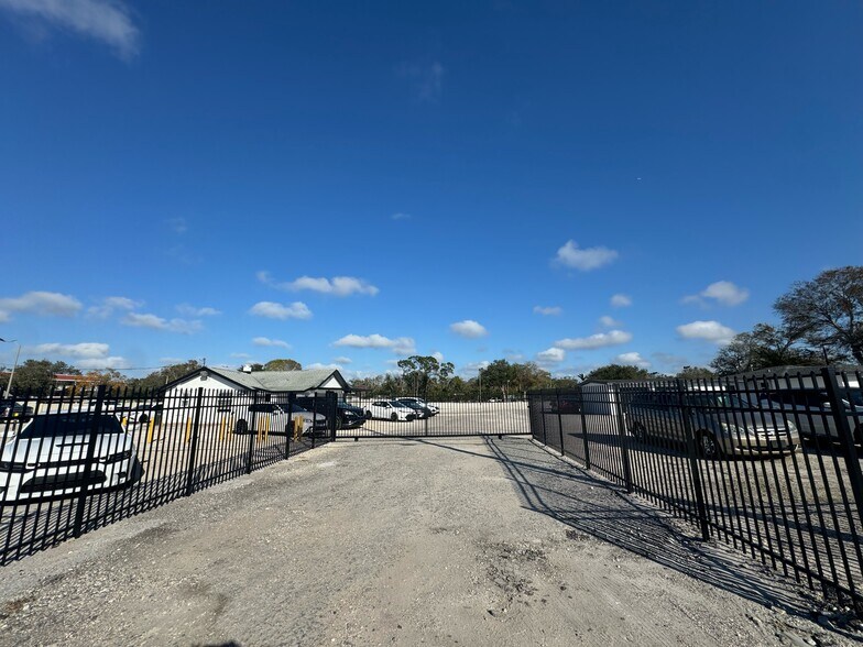 More Photos Of 16313 US Highway 19 N, Clearwater Land For Lease