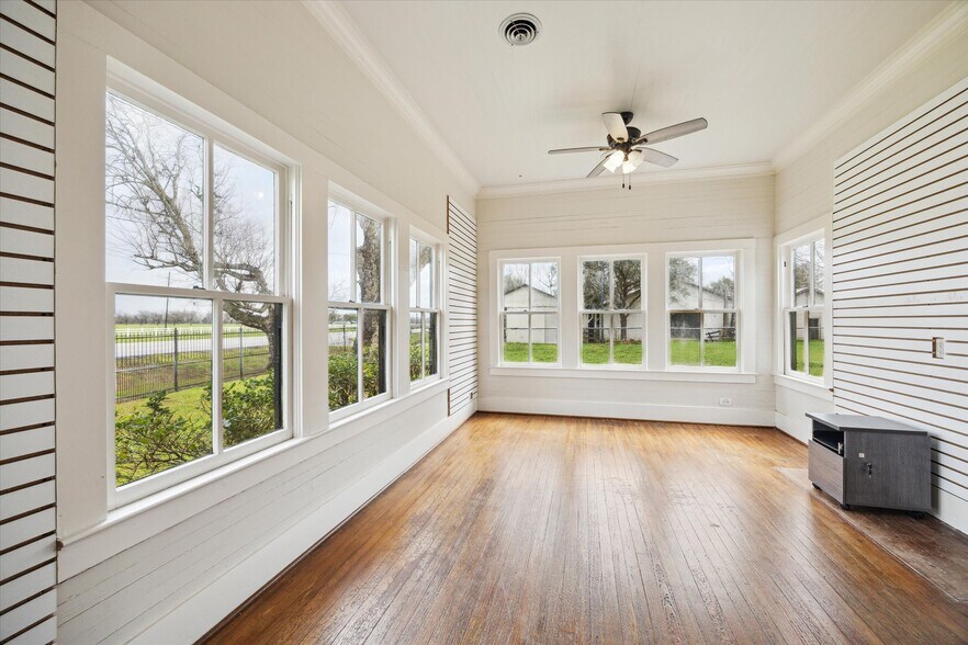 More Photos Of 35119 FM 1093, Simonton Office For Sale