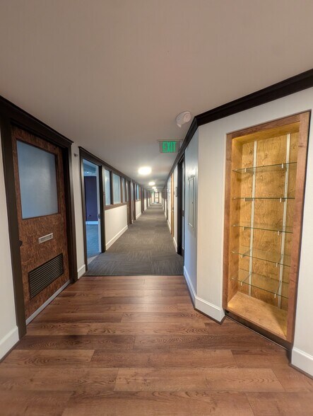 More Photos Of 219 N Main St, Bryan Office For Lease