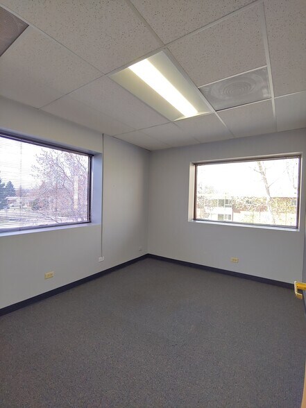 More Photos Of 393 S Harlan St, Lakewood Medical For Lease