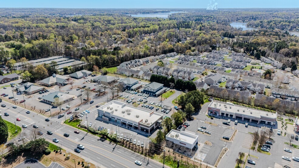 More Photos Of 1616-1632 Village Harbor Dr, Clover Office For Lease