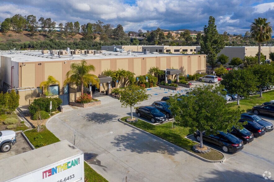 Primary Photo Of 45 W Easy St, Simi Valley Warehouse For Lease