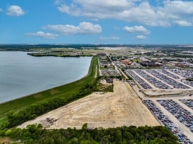 More Photos Of 513 Idlewild Rd, Grand Prairie Land For Lease