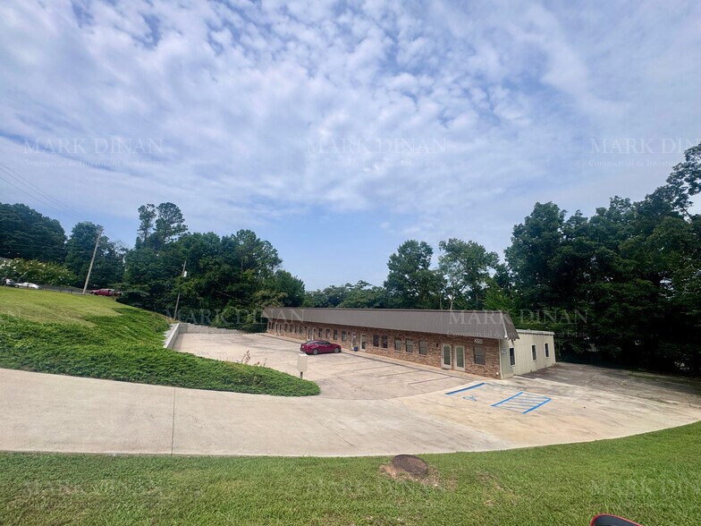 More Photos Of 2050 Oak Mountain Dr, Pelham Office For Sale