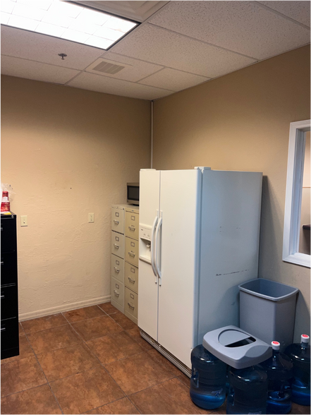 More Photos Of 8101 E McDowell Rd, Scottsdale Light Distribution For Lease