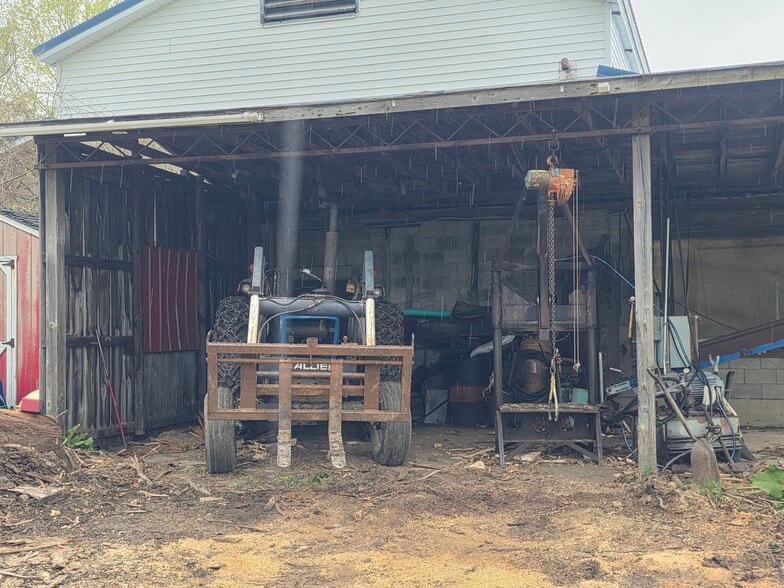 More Photos Of 1389 Old State Rd, Waterford Industrial For Sale