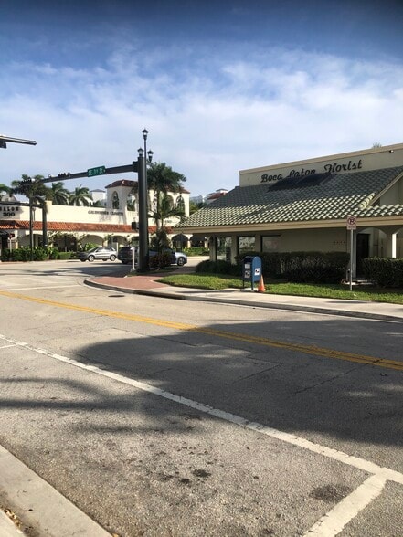More Photos Of 301-305 S Federal Hwy, Boca Raton Freestanding For Lease