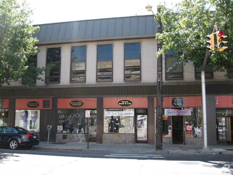 More Photos Of 4 Haven Ave, Port Washington Storefront Retail Office For Lease