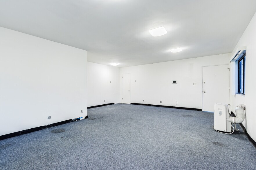 More Photos Of 8642 Venice Blvd, Los Angeles Office Residential For Sale