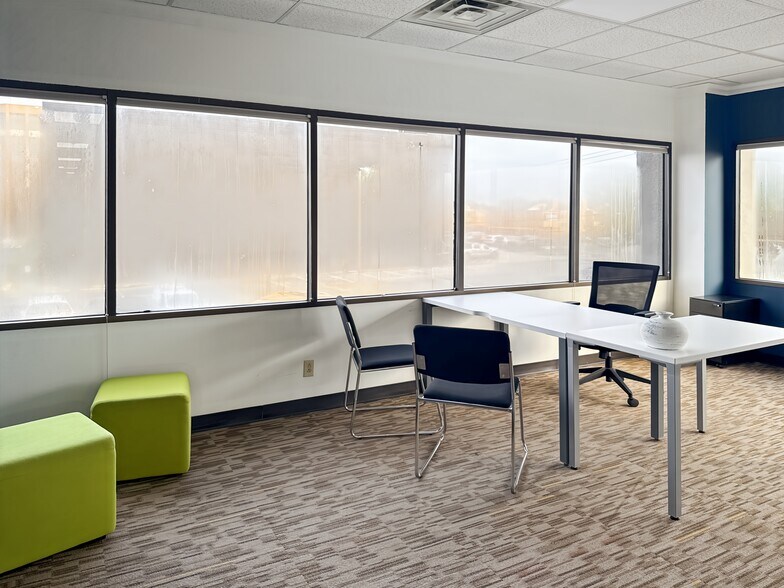 More Photos Of 8918 Tesoro Dr, San Antonio Coworking Space