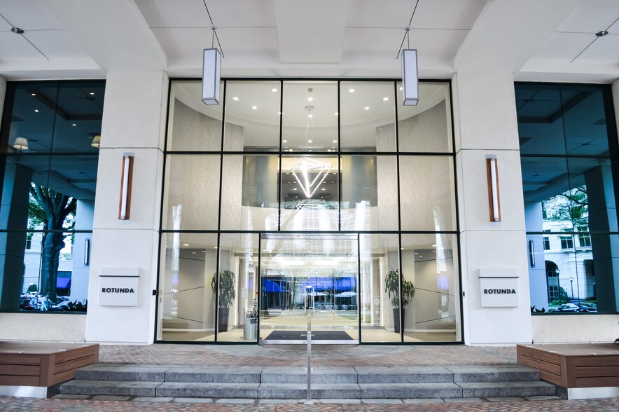 More Photos Of 4201 Congress St, Charlotte Office For Lease