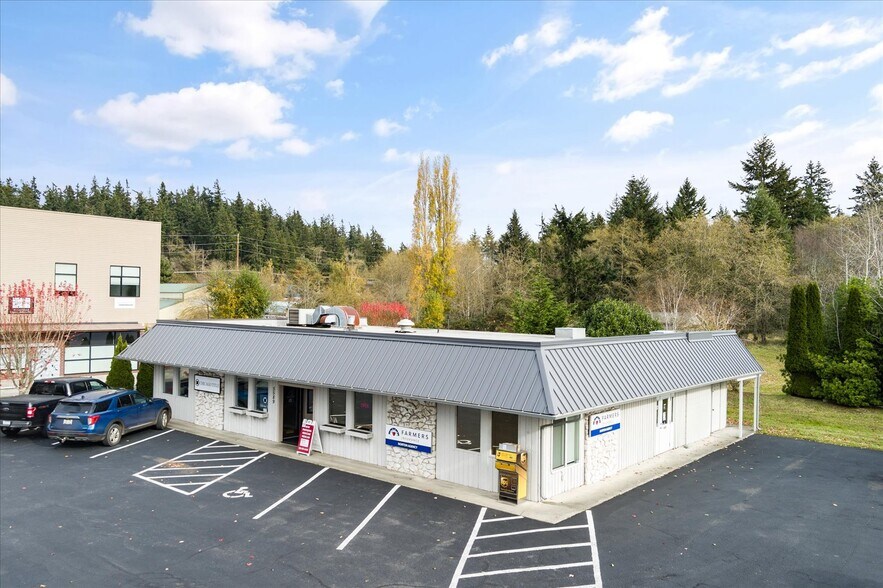 More Photos Of 5589 Harbor Road Rd, Freeland Office Residential For Sale