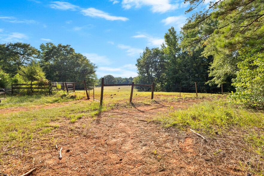 More Photos Of 4091 Hollonville Rd, Williamson Land For Sale