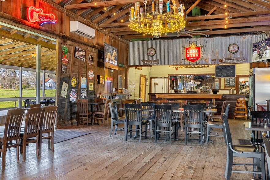 More Photos Of , Round Top Unknown For Sale