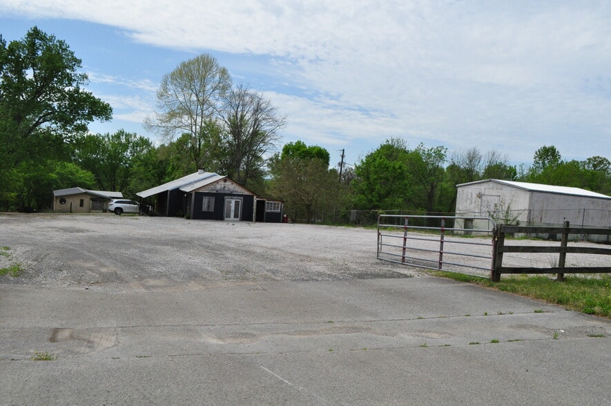 More Photos Of 7250 Rutledge Pike, Knoxville Land For Sale