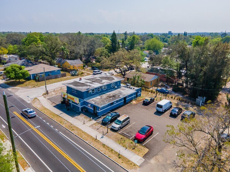 More Photos Of 4200 15th Ave S, Saint Petersburg Storefront Retail Residential For Lease