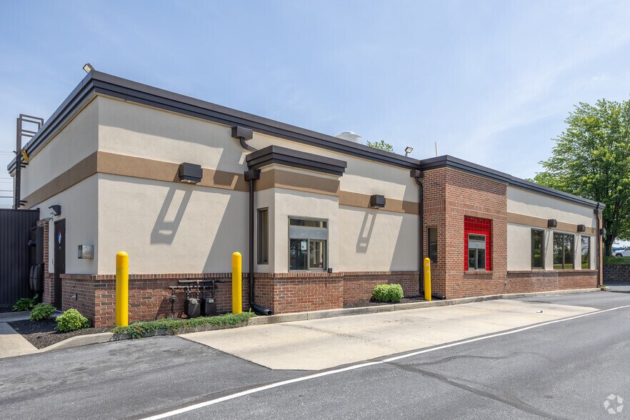 More Photos Of 3390 Lehigh St, Allentown Fast Food For Lease