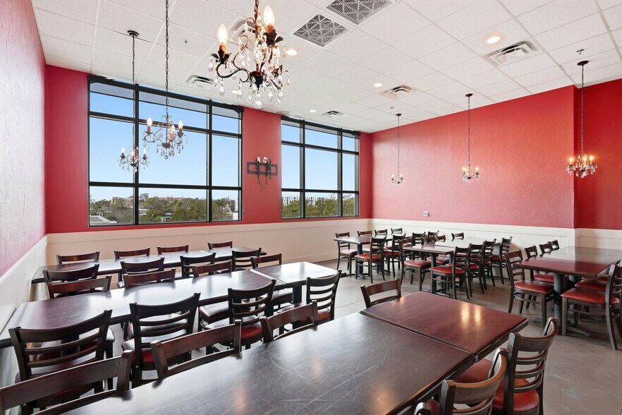 More Photos Of 300 S Duval St, Tallahassee Apartments For Sale