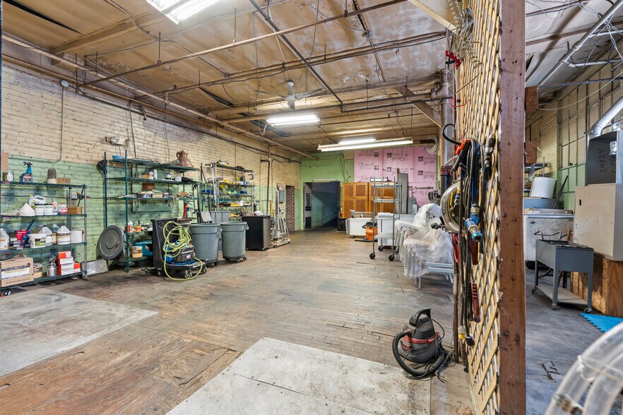 More Photos Of 500 Bridge St, Weissport Restaurant For Sale