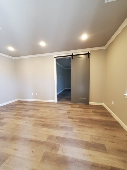 More Photos Of 2259 N 9th St, Broken Arrow Office For Lease