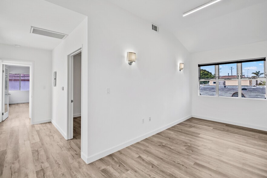 More Photos Of 742 Washington Blvd, Marina Del Rey Loft Creative Space For Sale