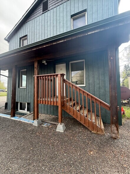 More Photos Of 753 7th ave, Fairbanks Loft Creative Space For Lease