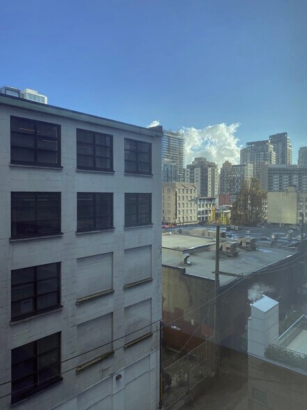 More Photos Of 938 Howe St, Vancouver Medical For Sale