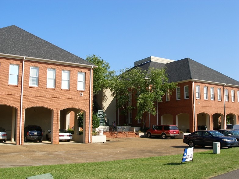 More Photos Of 3900 Lakeland Dr, Flowood Loft Creative Space For Lease