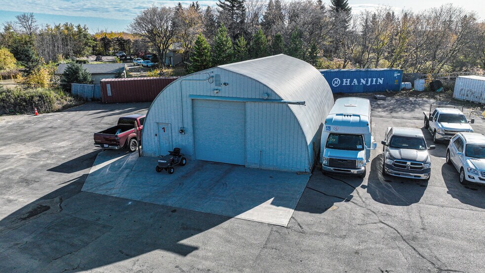 More Photos Of 53314 Hwy 44, Spruce Grove Service For Sale