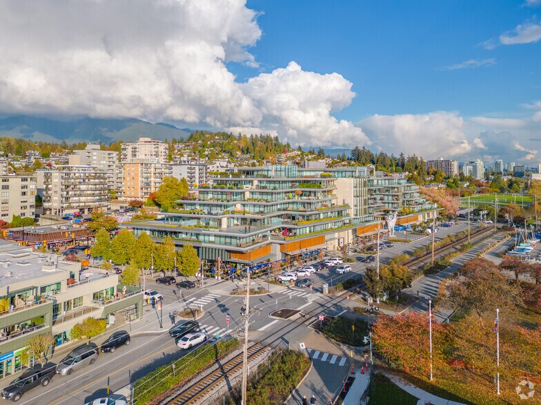 More Photos Of 1355 Bellevue Ave, West Vancouver Apartments For Lease