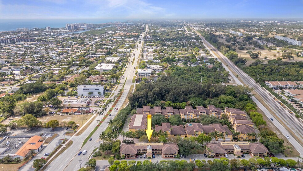 More Photos Of 6971 N Federal Hwy, Boca Raton Medical For Sale